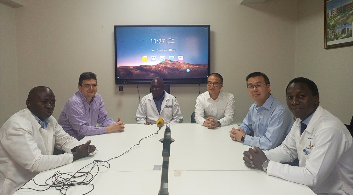 GOOD NEWS UGANDA: We have launched VMAT treatment modality(high end treatment) with experts from Washington University &amp; Baylor College of Medicine. This will greatly improve the turn around time &amp; reduce referrals abroad. 
#FightCancerUg 
#CancerIsCurable