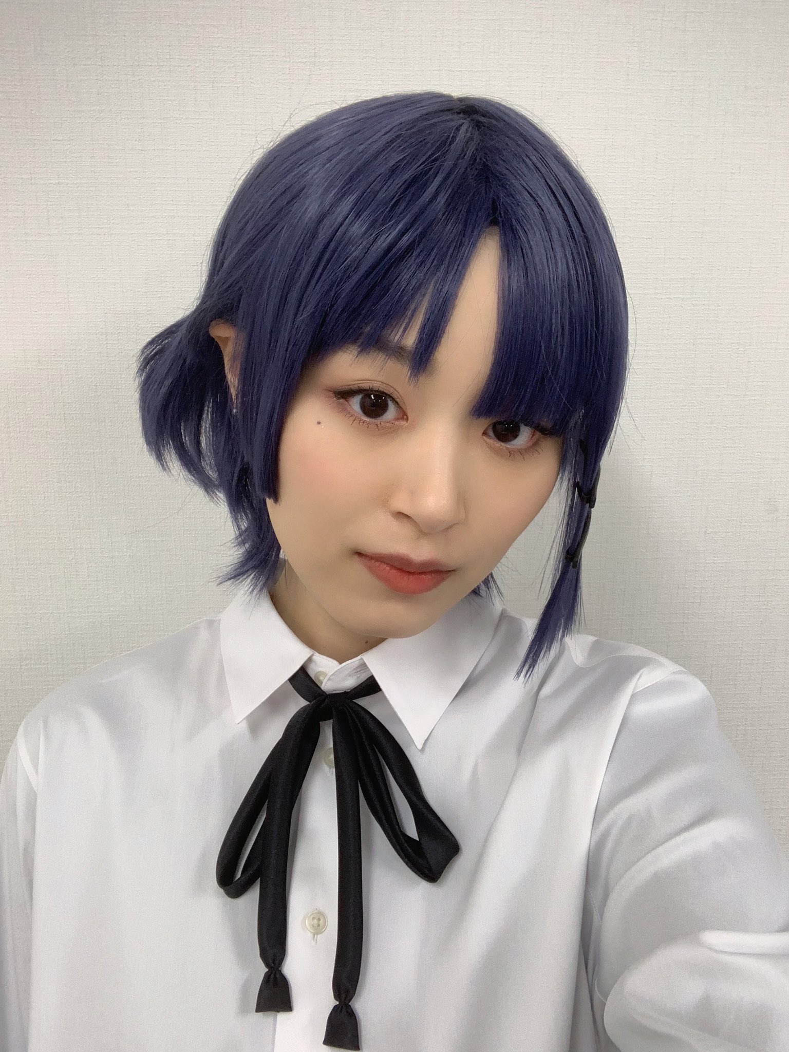 LIVE STAGE 「ぼっち・ざ・ろっく！」 山田リョウ (小山内花凜) LIVE STAGE「ぼっち・ざ・ろっく！」 キャラクタービジュアルが