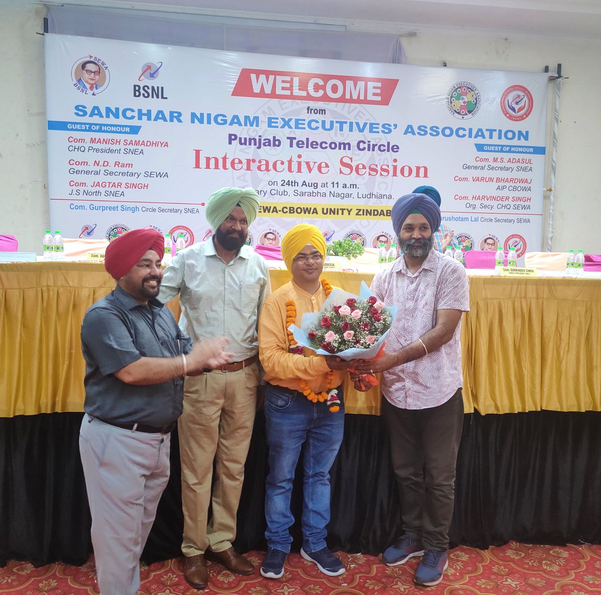 sneachq's tweet photo. An 'Interactive Session' organised by SNEA Punjab Circle at Ludhiana Today for the upcoming Membership Verification (MV) on 12.09.2023.
SNEA-SEWA-CBOWA displayed great Unity & committed to win MV with a thumping margin to ensure the welfare of all the Executives.
All the top leadership was honoured with 'Turban'  representing the symbol of Sacrifice, Struggle & Success.
All the Executives taken pledged to Vote for SNEA at S. No. 8️⃣.
@Gssnea @ManishSmadhiya @pavitrahcst @SPMALLA_31 @niranjanbsnl150 @isaac_b27 @rajesh_manchan @msadasul  @TatababuKaranam @samsnvs123 @saxenasai786 @vimalraghunath @RajenderKhanna0 @Jagtars79108784 @PINTOOKUMAR1985 @cbowa_bsnl