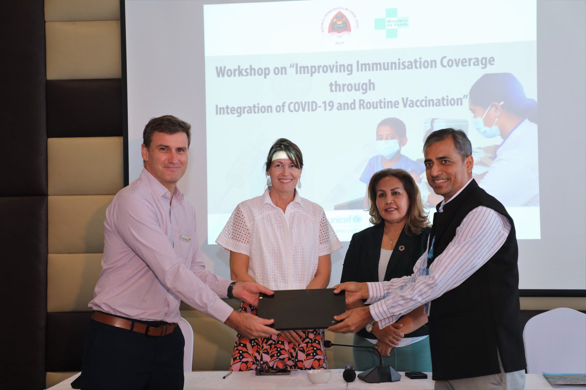 UNICEFTL's tweet photo. @MdSTimorLeste, @UNICEFTL &amp; partners, with the support from @dfat, officially launched the National Advocacy Meeting on immunisation, and handed over assets to support health workers to reach the farthest corners of #TimorLeste with immunisation services. @UNTimorLeste @WHOTLS https://t.co/D5jFUmkjvD