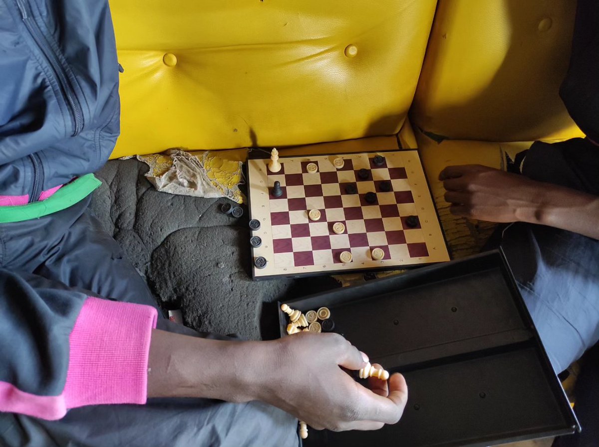 mukuruyouthI's tweet photo. The #GamingThursday is already happening at the MuYI Hub. Karibu sana and let's enjoy a game. One thing we have come to realize is children are very good at board games and the only missing part is space for practice.
#youthaschangemakers https://t.co/xYJdoiYuSv