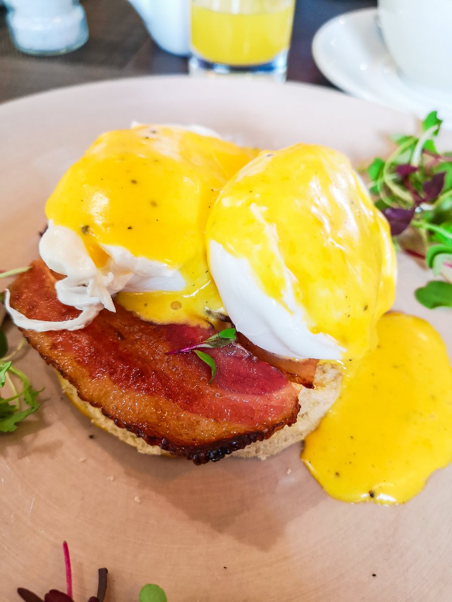 ℝ𝕌ℕ 𝕆ℕ ℂ𝕆𝔽𝔽𝔼𝔼 tweet media