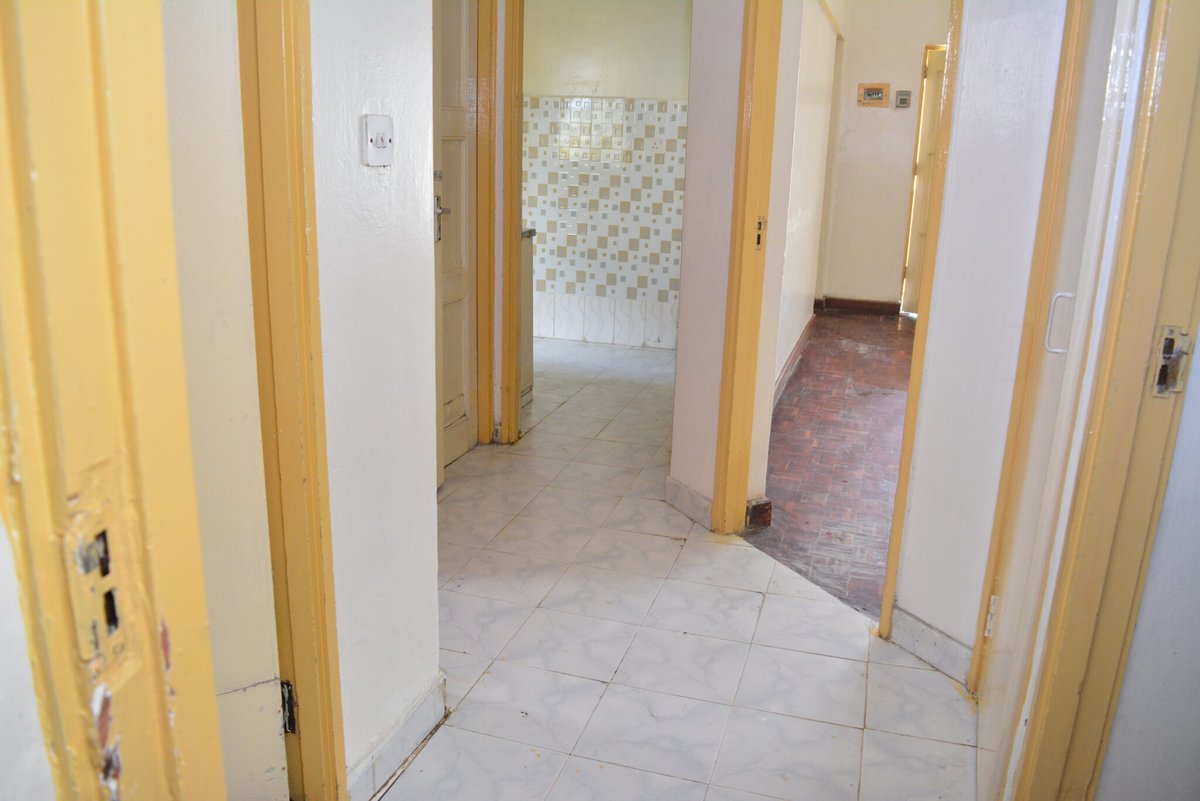 BURUBURU PHASE 5-3 BEDROOM BUNGALOW FOR SALE
Spacious sitting lounge with separate dining area
Big, closed plan kitchen with enough storage cabinets
Sufficient water storage
Extension for staff or renting out.
Call  0716776744 for more details.
Selling <a href="/10/">PR</a>.5M
#BRICS