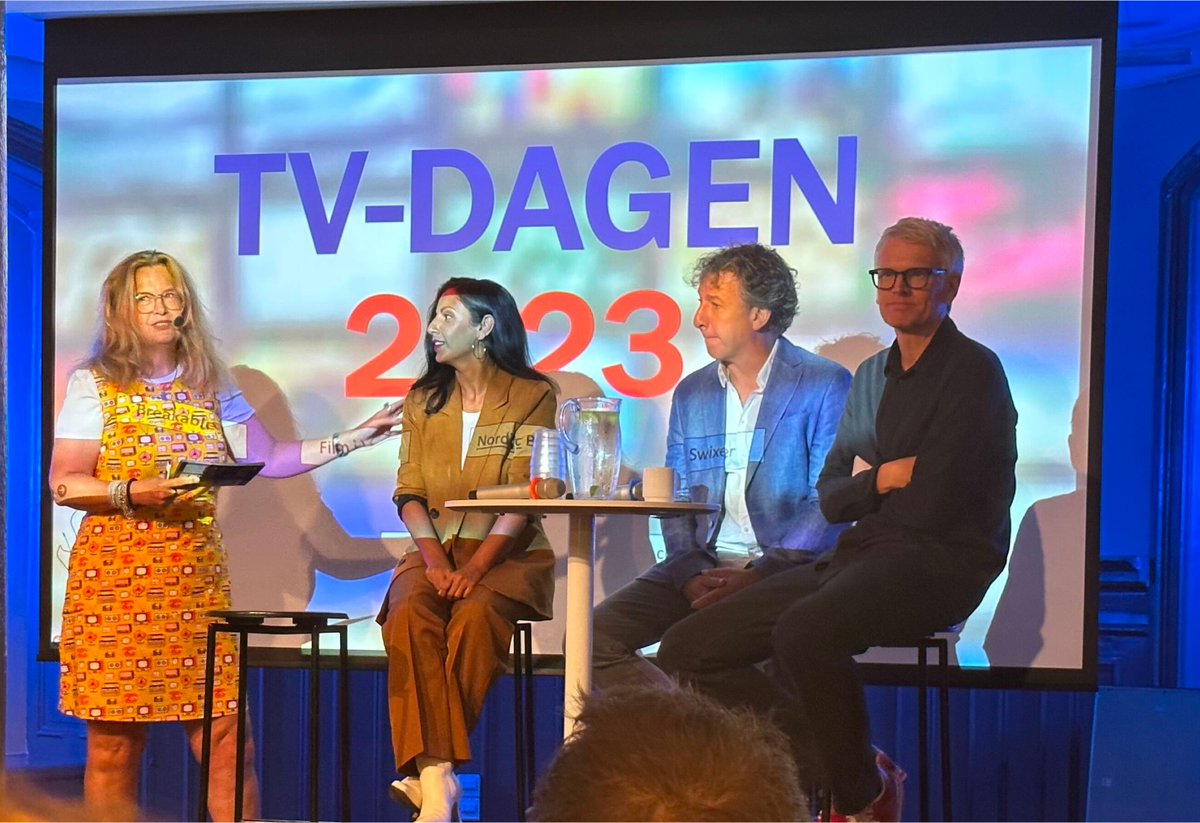 clipsource's tweet image. Clipsource's @MartaRydbeck moderates a panel at TV-dagen. Topic: The conditions for the TV production companies in today's media landscape: Panelists: Lars Beckung, CEO Nexiko, Fredrik af Malmborg, CEO Eccho Rights, and Teresa Hedlund, Head of Brand &amp;amp; Marketing at Telenor.