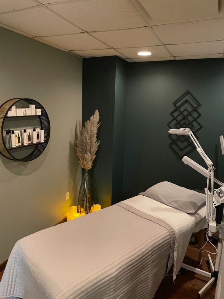 TimeHouseSpa1's tweet photo. This is a spa 

Male therapist available

Couple Massage available
. we have ladies . we have male therapist. we are located in dubai #massagecenterdubai #massagedubai #massageindubai #dubaimassage #bubaihomeservise #massagehomeservice #hotelserviceavailable 
+9710589682436 https://t.co/T9HQEzynqt