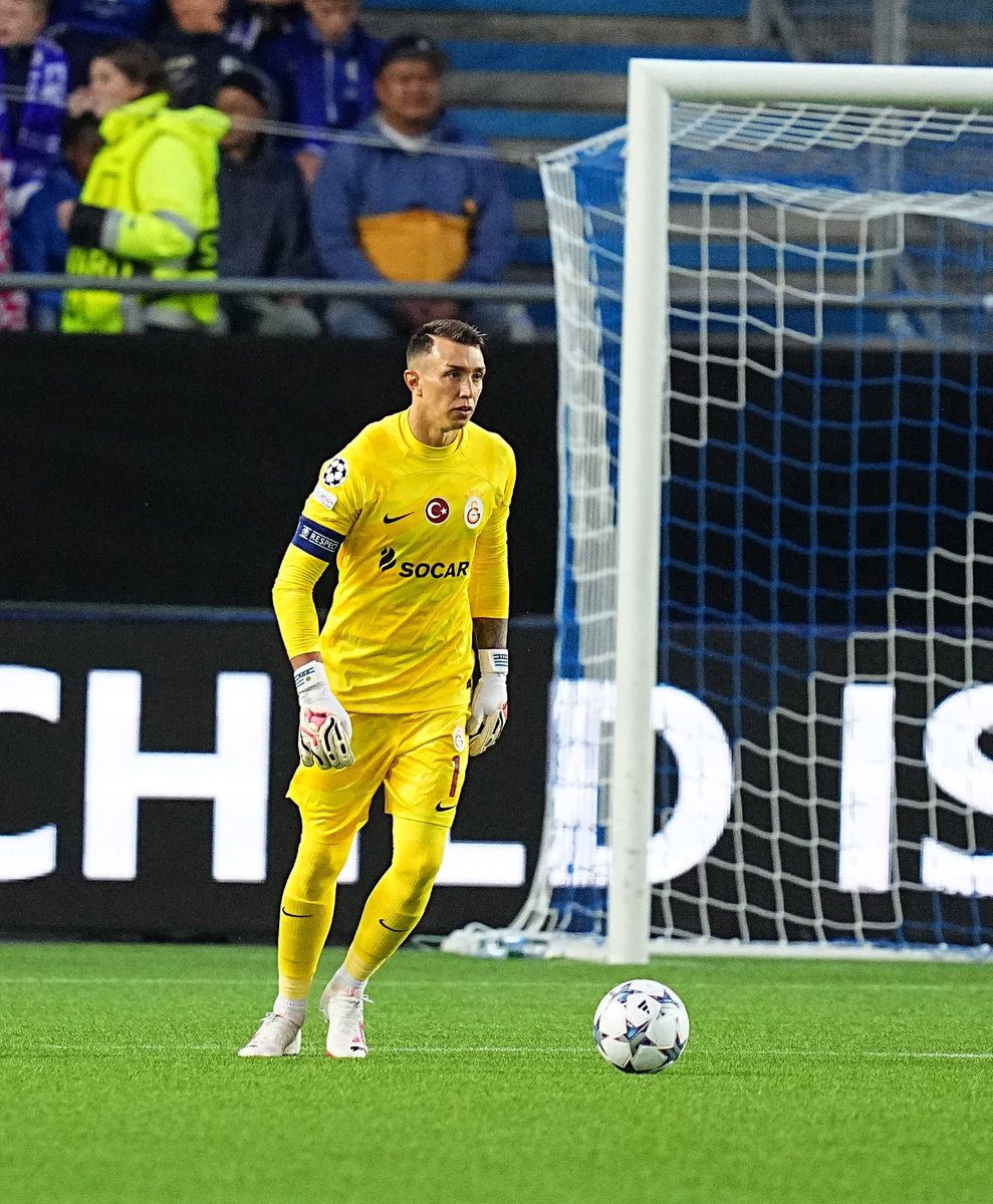GS_Takip1905's tweet photo. FERNANDO MUSLERA! 🧤 https://t.co/Fu2cGOLwrS