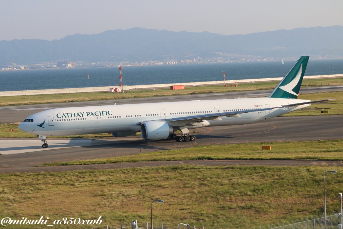 mitsuki_a350xwb's tweet photo. CATHAY PACIFIC AIRWAYS
B777-367ER B-KQS
2023.08.20 KIX
台北経由で香港に向かうCX565
#jpcathaypacific
#kansai_airports
#skyview_KIX https://t.co/vv6jTUx1Ny