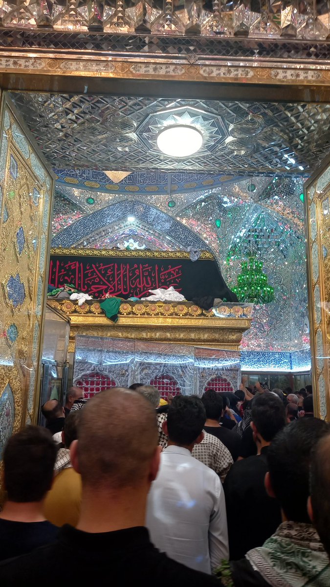 _hakanp_'s tweet photo. یا اباالاحرار...)))
چقدر حس خوبیه زیارت برای اولین بار https://t.co/7lU03uVl9s