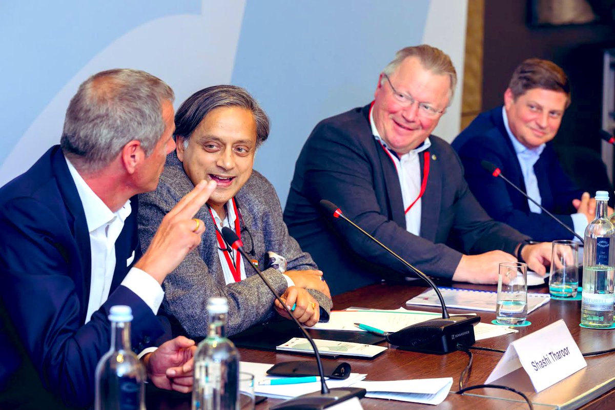 Shashi Tharoor tweet media