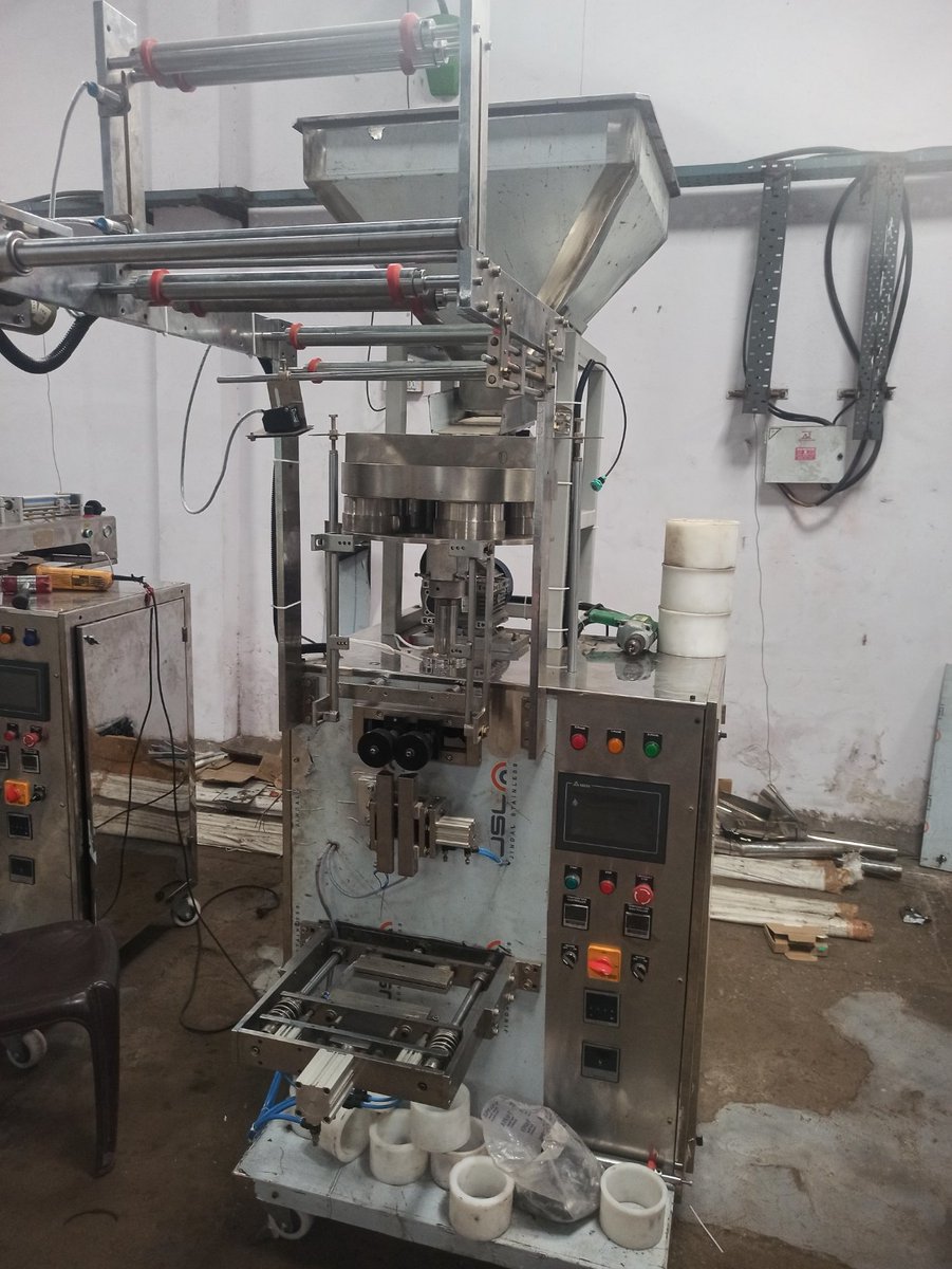 shrijeta's tweet image. Pneumatic Cup Filler Packing Machine with Vibrator For Snacks and Fryums
Call: +91-9891990887
#snackspackingmachine #pouchpackingmachine #packagingmachine #shrijeta