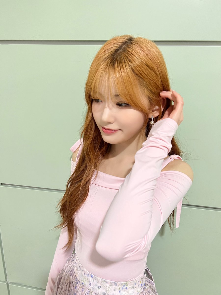 yoosuapics's tweet photo. TASTE 
#SUA #CSR #첫사랑 #수아 @CSR_offcl https://t.co/PZNUfdldSi