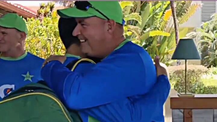 shadab0707_'s tweet photo. Mickey Arthur joined the Pakistan Cricket Team in Hambantota 🫶
#PakvsAfg #TeamDirector https://t.co/3C2WVLPkdX