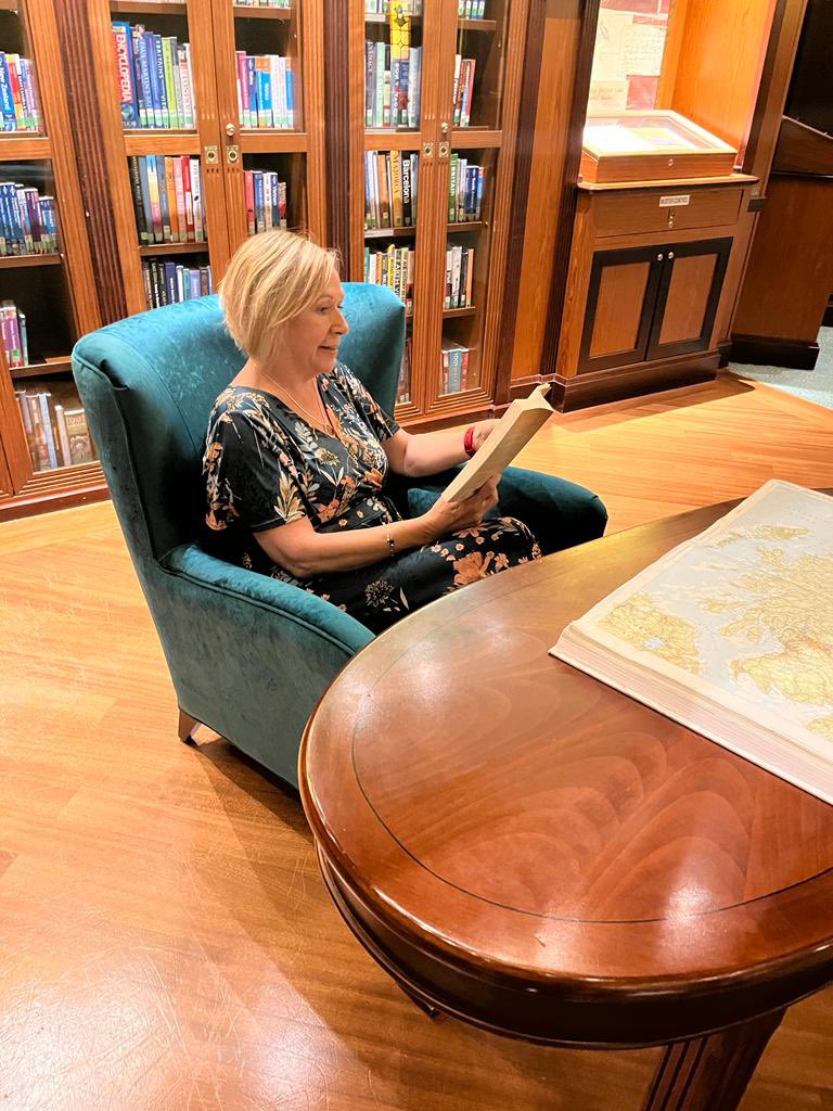 kathleengreg's tweet photo. Reading in a library 
@SandwichJunior https://t.co/OksOmk43sK