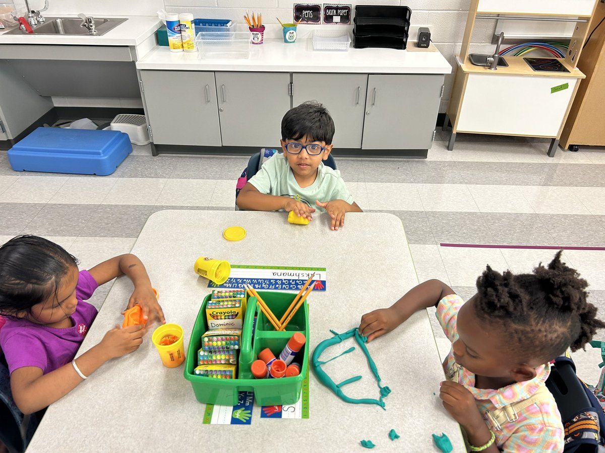 Mrs. Saad's Class tweet media