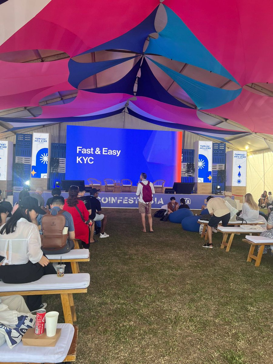 fibitpro's tweet photo. Team @fibitpro at @CoinfestAsia
#CoinfestAsia #FibitPro https://t.co/Q0Gk0mYavK