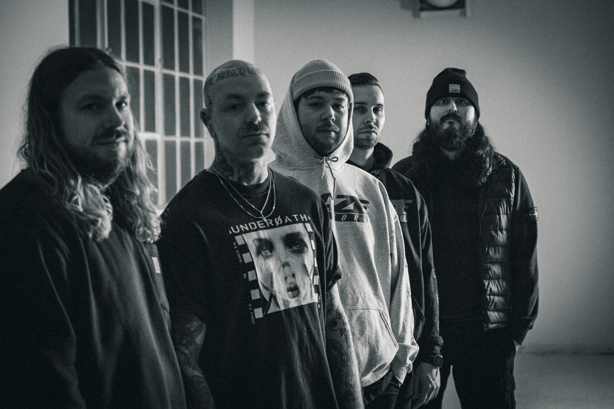 SaladDays_it's tweet image. saladdaysmag.com/serration-shar… LISTEN NOW! #serration #daze