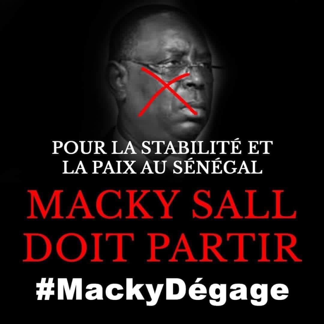 Macky sall est un tyran à trop courte vue pour voir autre chose que lui au pouvoir. Il ne partira jamais par lui même et le laisser aux commandes met la vie de bcp d’innocents en danger! Il doit dégager ! #FreeSenegal #Senegal #Mackydestitution #StopLaTyrannie
