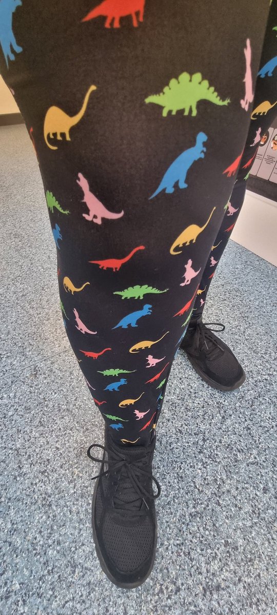 Faye_PMAS's tweet photo. Morning All

Today @PoliceMutual are set up @cheshirepolice supporting Officers &amp; Staff working #Creamfields

Looking forward to @Poppy_PMAS arriving with more goodies

#PrizeDraw #LotsOfSmiles #Giveback #PicNMix #FunkyLeggings #ScouseOnTour https://t.co/UCHFfLYPWj