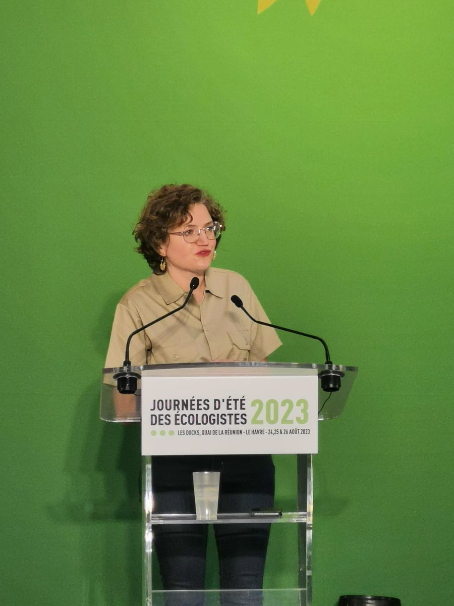 marietouss1's tweet photo. Nous sommes en pleine canicule les française et les français suffoquent. Les plus fragiles souffrent plus que tous les autres.
Notre responsabilité est immense pour adapter nos sociétés au nouveau régime climatique.

En direct du lancement des #JDE2023 au Havre 👇 https://t.co/cCqxfv6Cej
