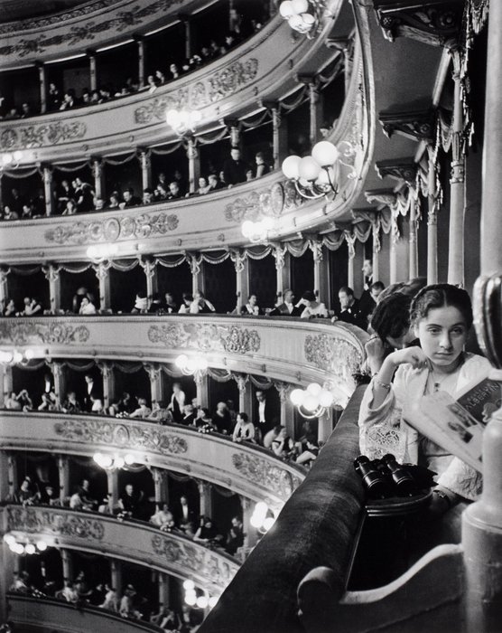 .

La Scala, Milan, 1934.
#AlfredEisenstaedt