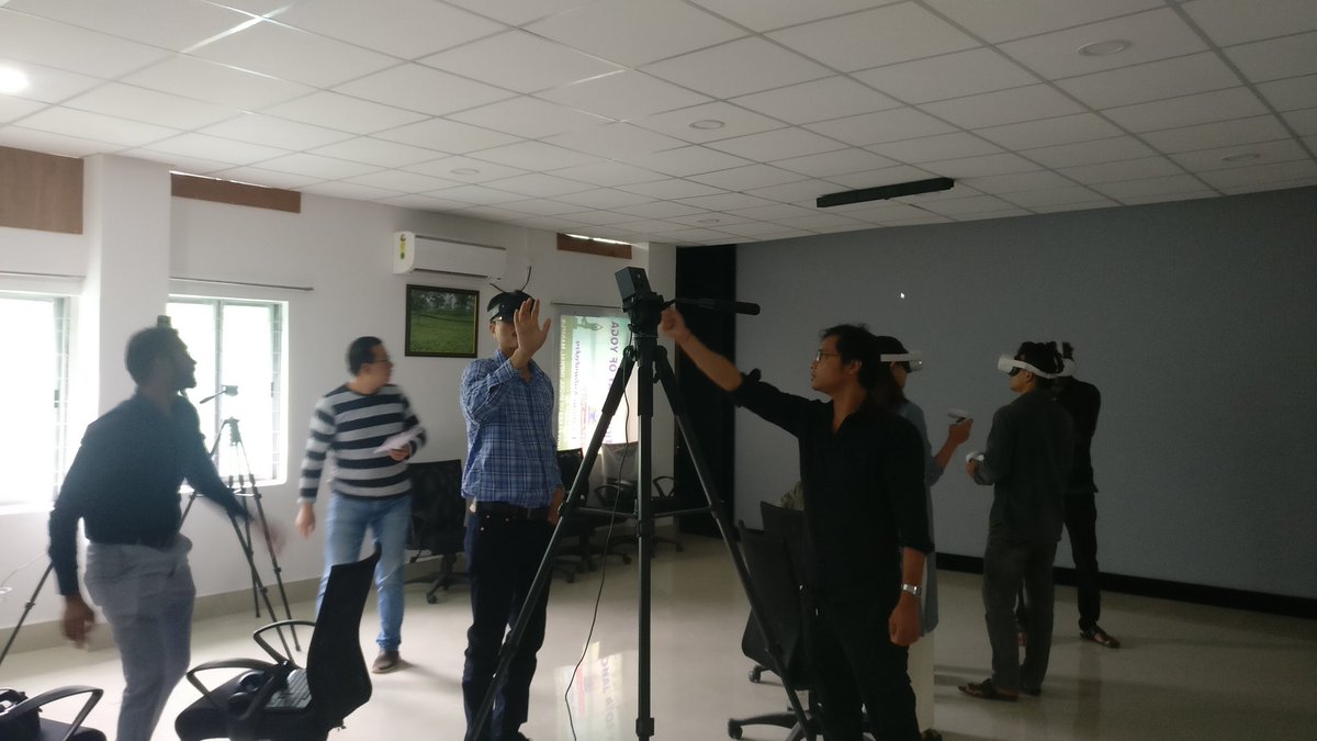 ImphalStpi's tweet photo. #STPIBeyondMetros : Training on Lab Equipment for #STPIOctaNE #STPICoE in #EmergingTech - #AR/#VR conducted @ImphalStpi #Imphal.
@GoI_MeitY @arvindtw @stpiindia @stpiguwahati @STPI_OctaNE https://t.co/nwrycIi2cn