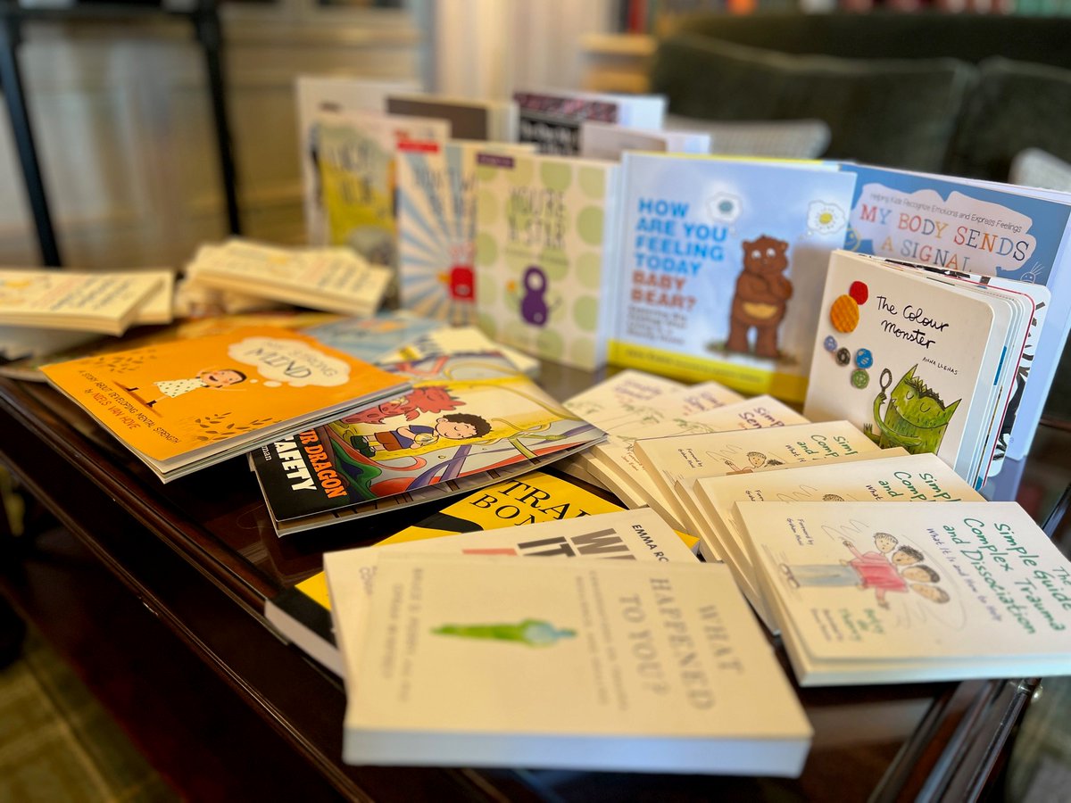 We're so grateful for this amazing donation of books from <a href="/OldCourseHotel/">Old Course Hotel</a>. These will make a huge difference to our counselling services and our work with children and young people. Thank you❤️