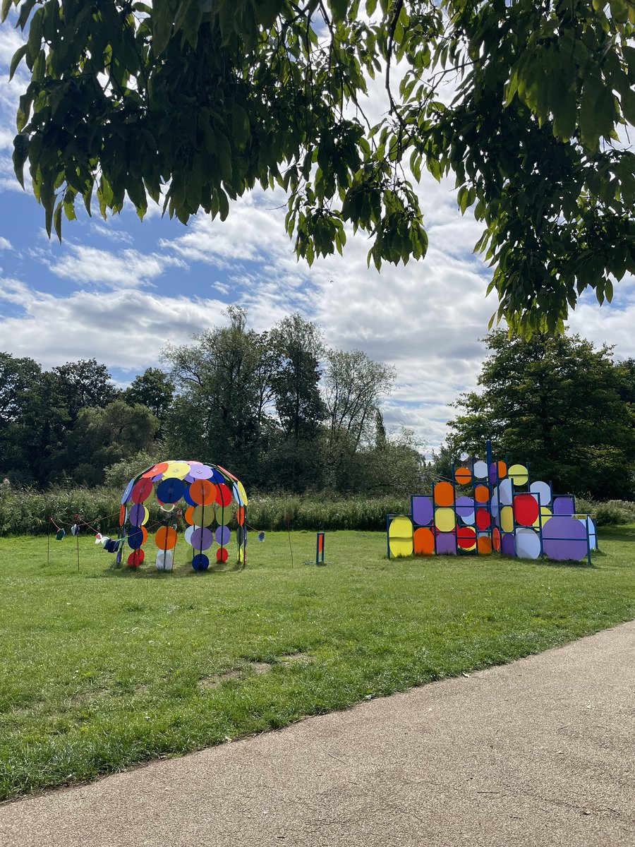 Julia Snowdin tweet media