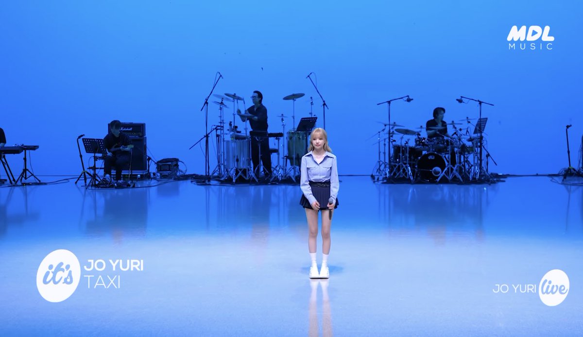 simple_for_yuri's tweet photo. ちいかわアングル https://t.co/oV8iZpyWrQ