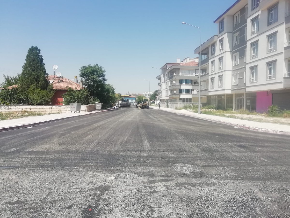 hkilca's tweet photo. 🚧Doğuş, Hacıhasan, Çatalhüyük…

Sokak ve caddelerimizde sıcak asfalt serimlerimiz devam ediyor. Planlamamız dahilinde mahalle mahalle tamamlayarak ilerliyoruz. https://t.co/mHqJxTkcUT