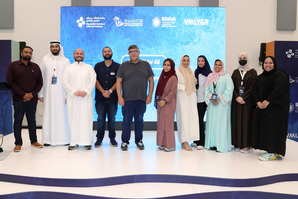 A special shoutout to our incredible mentors at #HackAIforAll ! They were the guiding lights, imparting technical, entrepreneurial, and innovation perceptions to fuel our students' ideas to shape a brighter AI future💡✨ #KAUST #DearAI