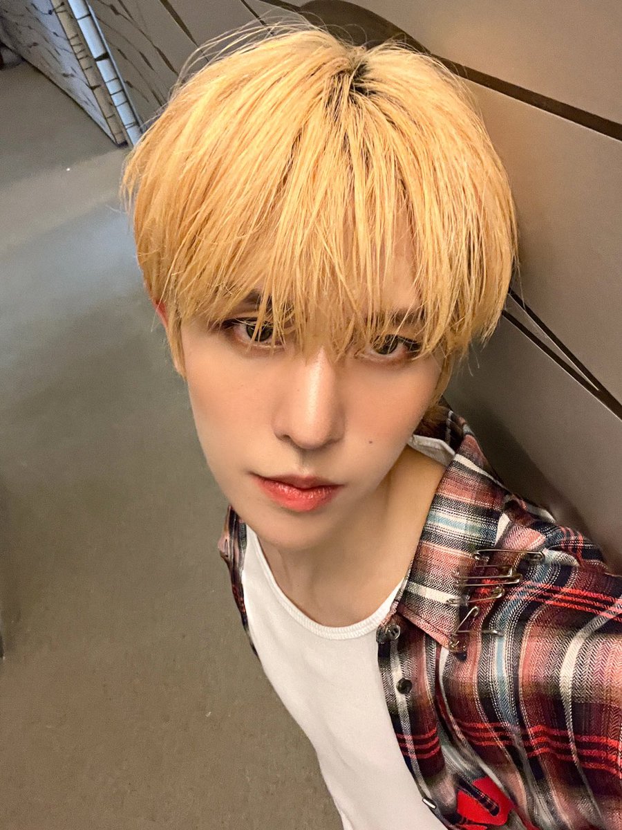 8TURN_official's tweet photo. [#경민]
(Mexico Hola~)👍

#8TURN #EIGHT_TURN #에잇턴 #KYUNGMIN #UNCHARTED_DRIFT #언차티드_드리프트 #SKETCH #스케치 #EXCEL #엑셀 https://t.co/oNsbwoEUpp
