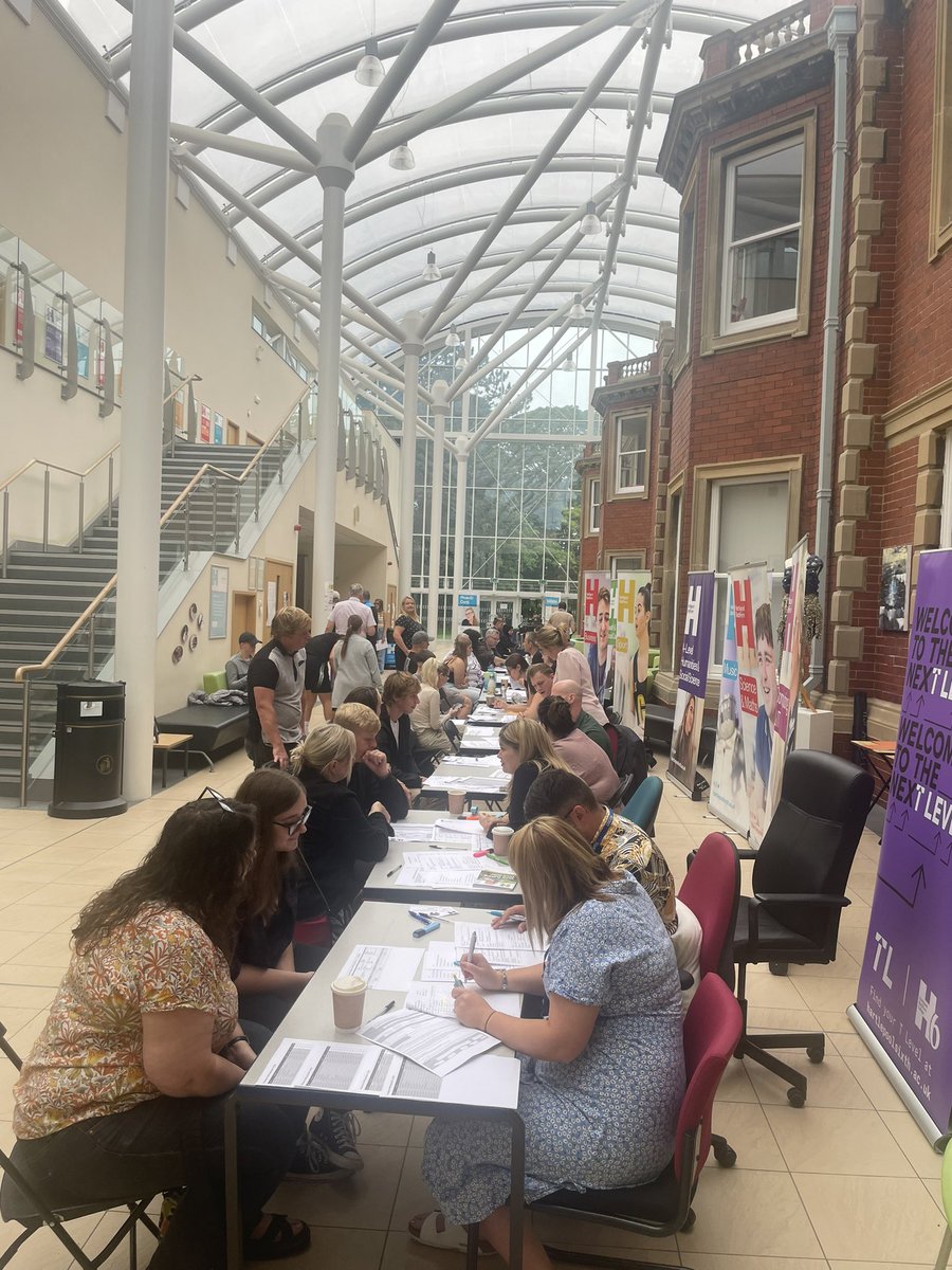 JaneReed07's tweet image. A great start to enrolment @hartlepoolsixth College.
Whatever your GCSE grades, come along to see us, we have a course for you. 💫