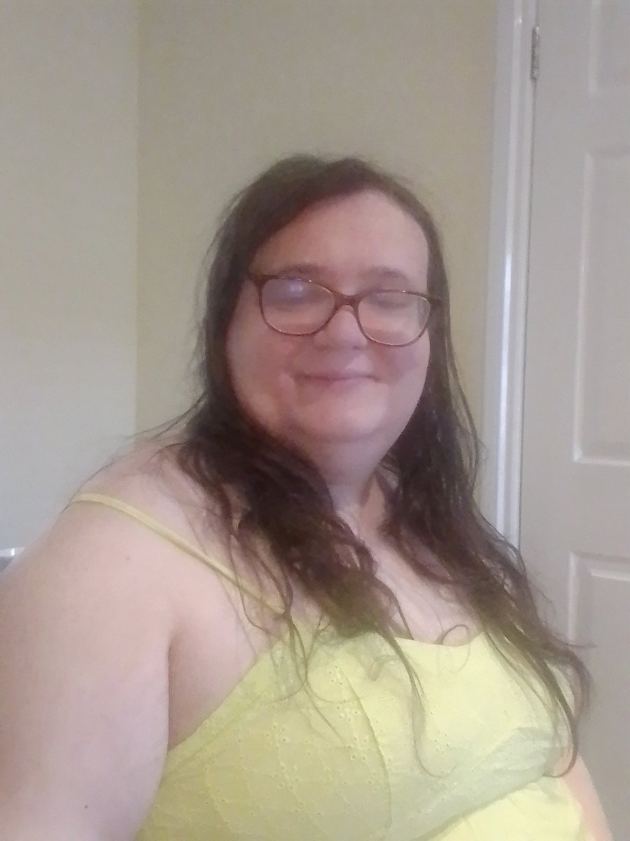 LexiVickyN's tweet photo. @JessRobynLoney I'm Lexi, she/her, fusion researcher, flautist and singer https://t.co/MgWvPDkpvc