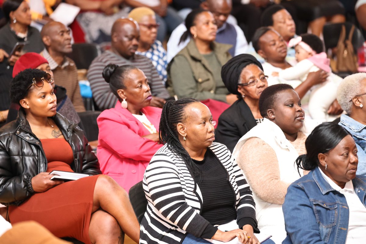 EducationGP1's tweet photo. 🎥 [WATCH]: Director for ECD Phumelele Tloubatla outlined the progress made by the Department since the #ECDShift that was implemented on 1 April 2022.

📍 Khutsong Multipurpose Community Centre

#GrowingGautengTogether https://t.co/hWevggGpJG