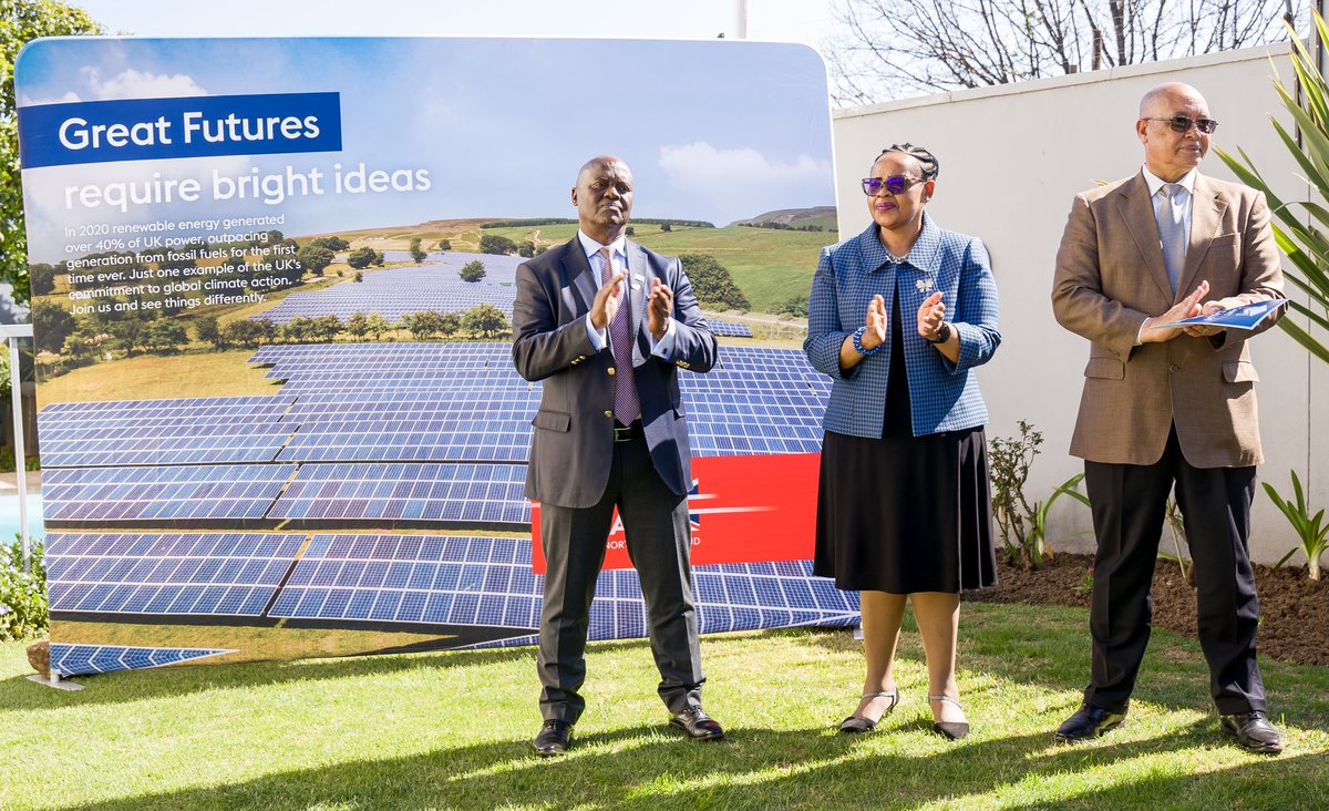 HarryMacDonald0's tweet photo. Congratulations to our Chevening scholars for 2023/24. Six amazing people will be studying in the UK after a record number of applications from Basotho. 

Thank you Hon Deputy PM, Hon Speaker, and Hon Minister for celebrating scholars who will help build Lesotho's future https://t.co/hhxcz0Fc0J