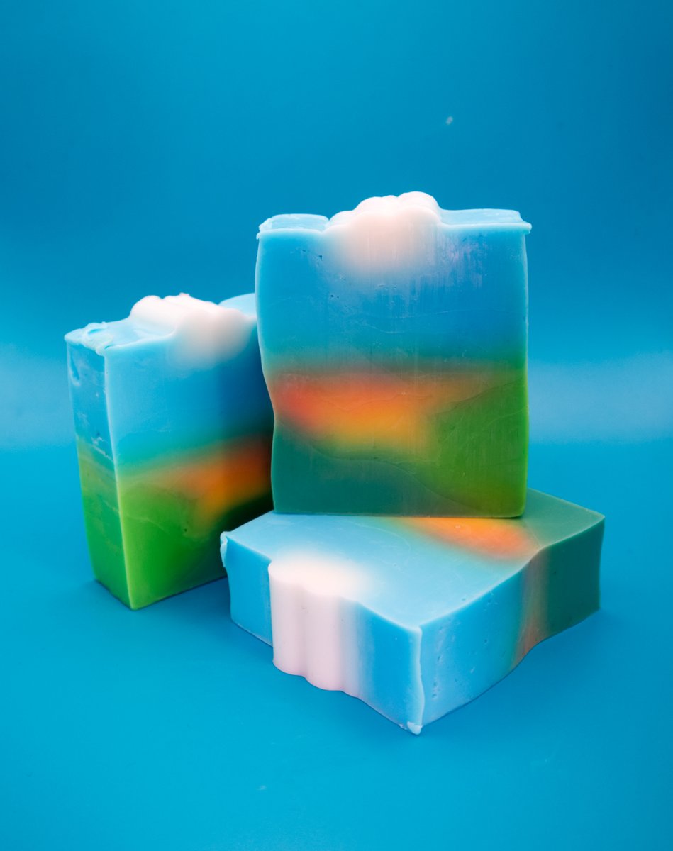 ScentSprites's tweet photo. Summer Haze Soap Bars

A beautiful blend of uplifting blend of white lilies, pink jasmine and warm, powdery sandalwood.

Perfect for a great relaxing summer shower or bath.
https://t.co/k76uTvBBEQ

#soap #shop #summer #beauty #scent https://t.co/CCVvEsFvti