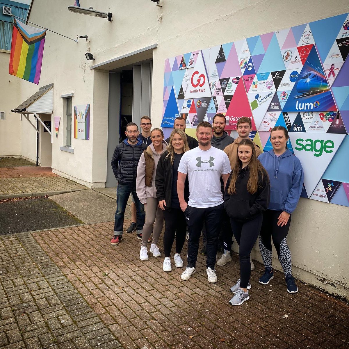 The lovely volunteers from Nissan Sunderland helping us with our Pride Media Centre makeover! 💅
#volunteeringatnissan #nissansunderland #inthecommunity