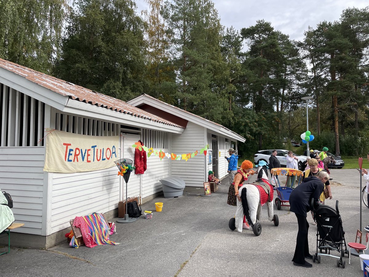 raimo_hatala's tweet photo. Sivakka-päivillä jälleen hyvä tunnelma 😎⁦@OulunSivakka⁩ https://t.co/jADzWynaSe