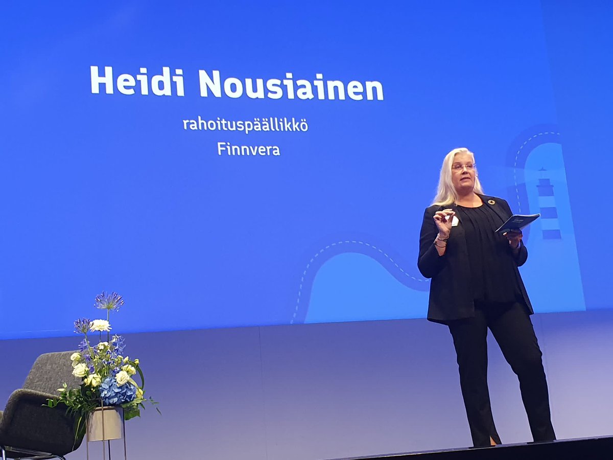 Aamupäivän lavakeskustelut pidetty. Seuranani lavalla oli huippuasiantuntijoita ja hienoja vientiyrityksiä. Kaikki joko go west tai very far east🤌#TFDay2023 #teamfinland #finnvera