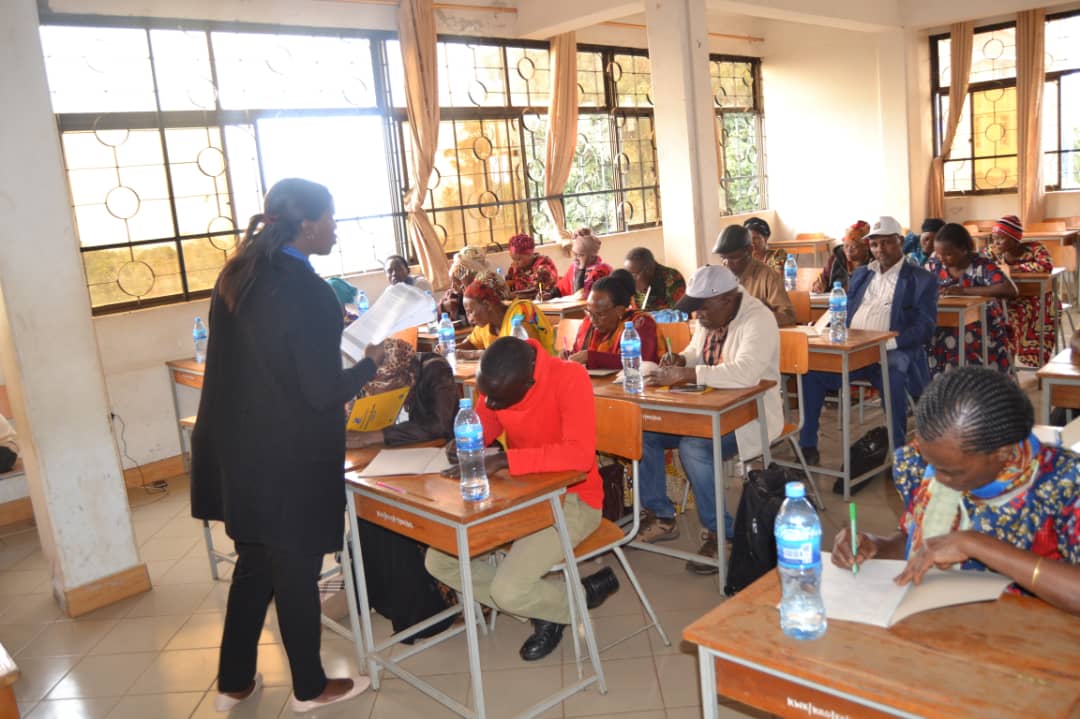 Tumeendelea kuwajengea uwezo wanavikundi wanachama wa Mtandao wa Vikundi vya Wakulima Kilimanjaro (<a href="/MVIWAKI/">MVIWAKI</a> ) wa kupinga ukatili wa kijinsia kupitia programu inayolenga kuimarisha mifumo ya upatikanaji wa chakula na maendeleo ya kaya (LRF).

#LRF
#HakiHainaJinsia