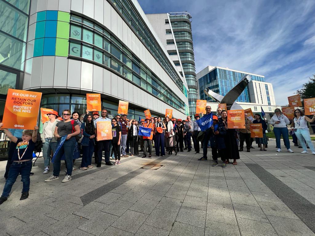 trentconsultant's tweet image. This shouldn’t be needed. The government should sit down with us to discuss fixing our broken pay review body, looking back to 2008 &amp;amp; a credible offer for this years pay until it reports.  #ComeToTheTable