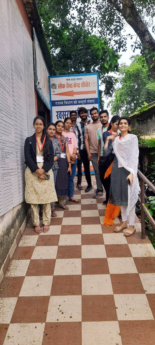 आज दिनांक 24 अगस्त को सीहोर जिले की जनसेवा मित्रों द्वारा लोक सेवा केंद्र विजिट किया गया और काफी सारी जानकारी प्राप्त  कारी और आम जनता तक पहुंचने का निश्चय किया.
<a href="/Aabhadubey96/">Aabha Dubey</a>