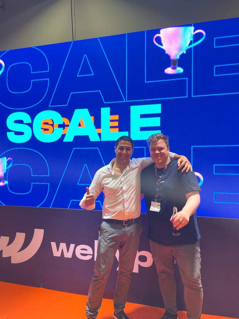 edyoutecAB's tweet photo. Our CEO, Eric de Basso, enjoyed talks with Björn from @Wehype who's helping us with UGC TikTok campaigns for our game @kingRoyaleIdle Was a pleasure of connecting with him once again at #Gamescom, talking about the next steps for even more engagements in future TikTok campaigns. https://t.co/pjrAUxQ3aR