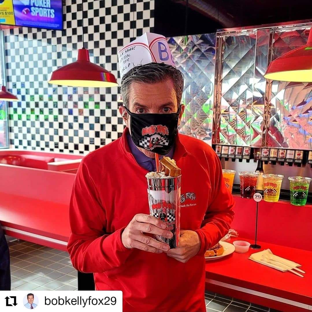 NiftyFiftys50's tweet photo. If you're not a morning person, maybe you just haven't had the right waffle yet. 🧇

#NationalWaffleDay 

#NiftyFiftys #WafflesForBreakfast #Waffles #WaffleMilkshake #BreakfastwithBob @BobKellyFOX29 https://t.co/D9hRspxfYh