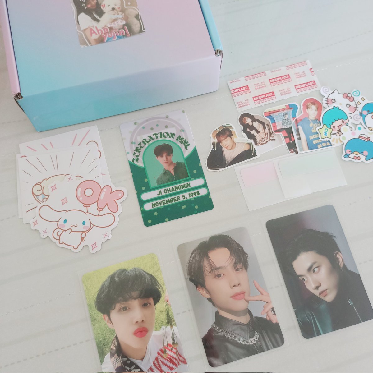 sunforhak's tweet image. — love mail 🌷

thank you so much @Dingdingdodong 💗 sunwoo pcs arrived safely to me. thank you din po for free jichang pc and for cute freebies! 🫶