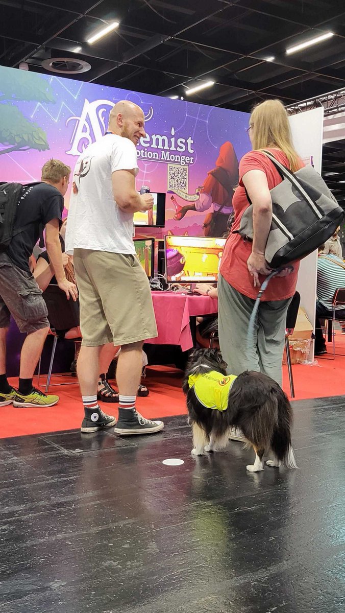 PotionMonger's tweet photo. Can you #petthedog at our #Gamescom booth? Come and find out!
We are at Hall 10.2 booth E040 @PL_Indie_Booth

(Remember to ask the owner of the dog before reaching to the doggo!)
#dog #gamescom #pets #indie #games #dev #indiedev https://t.co/z9ozdMBoAN