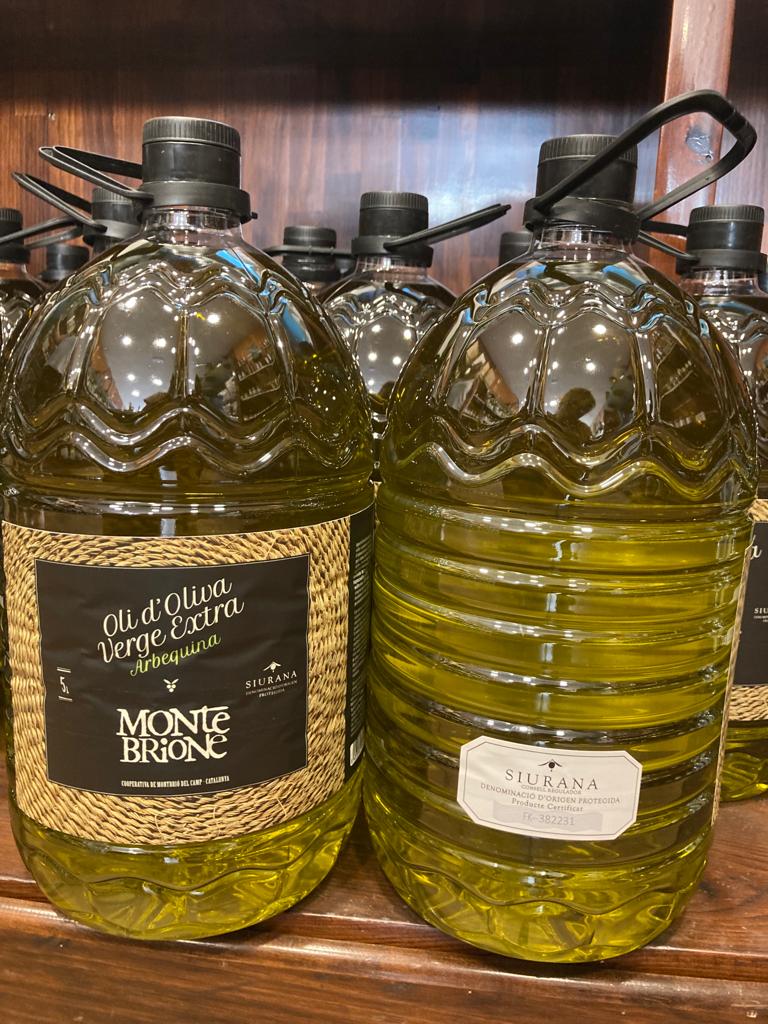 Tinc el goig de dir-vos que avui al TN migdia de TV3 sortirem amb en @antonigalceran president de la <a href="/DOP_Siurana/">DOP Siurana</a> parlant d'oli d'oliva, dels efectes de la sequera, del preu de l'oli i de la propera collita.