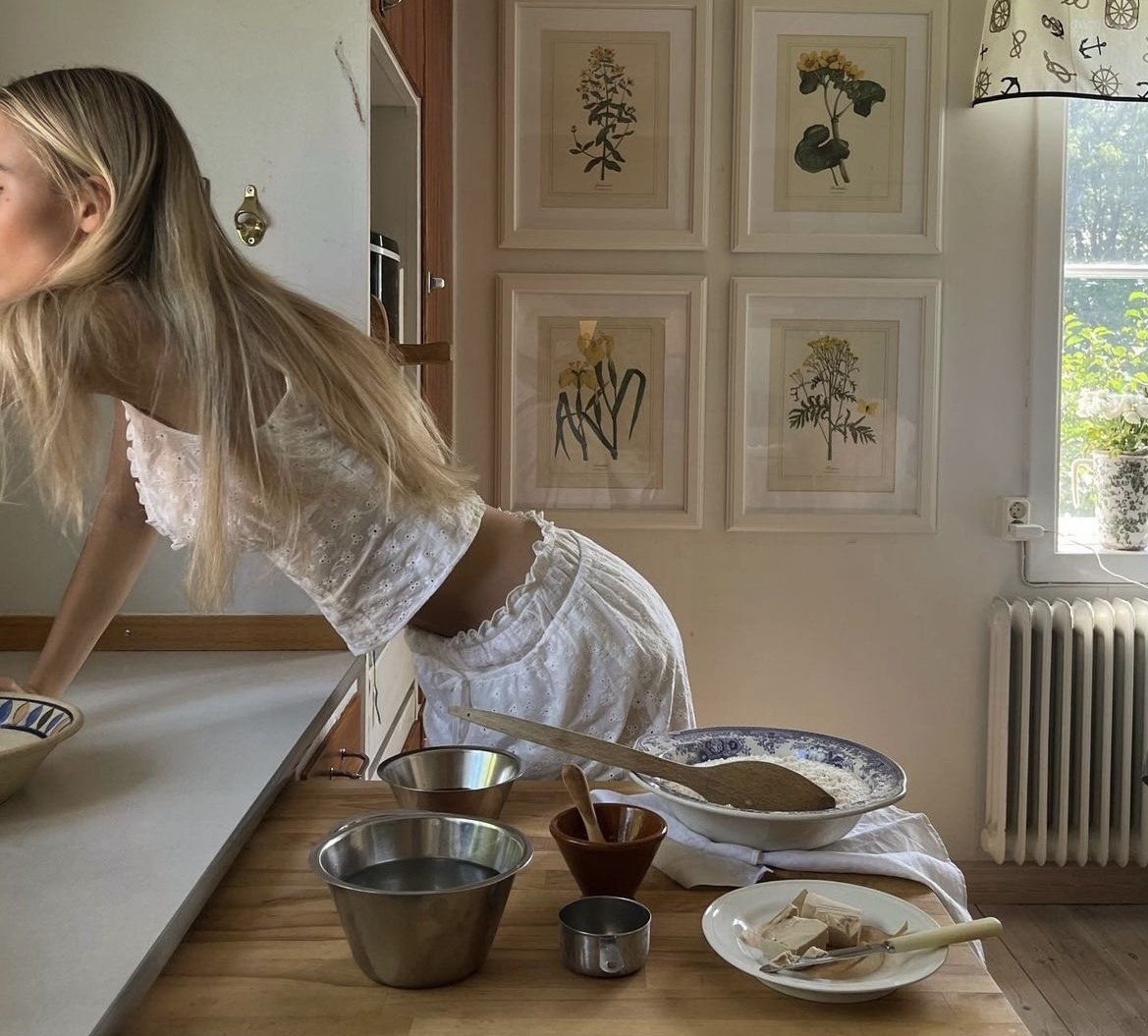 _annnsophie's tweet photo. baking all day long https://t.co/8fxHmp5kee