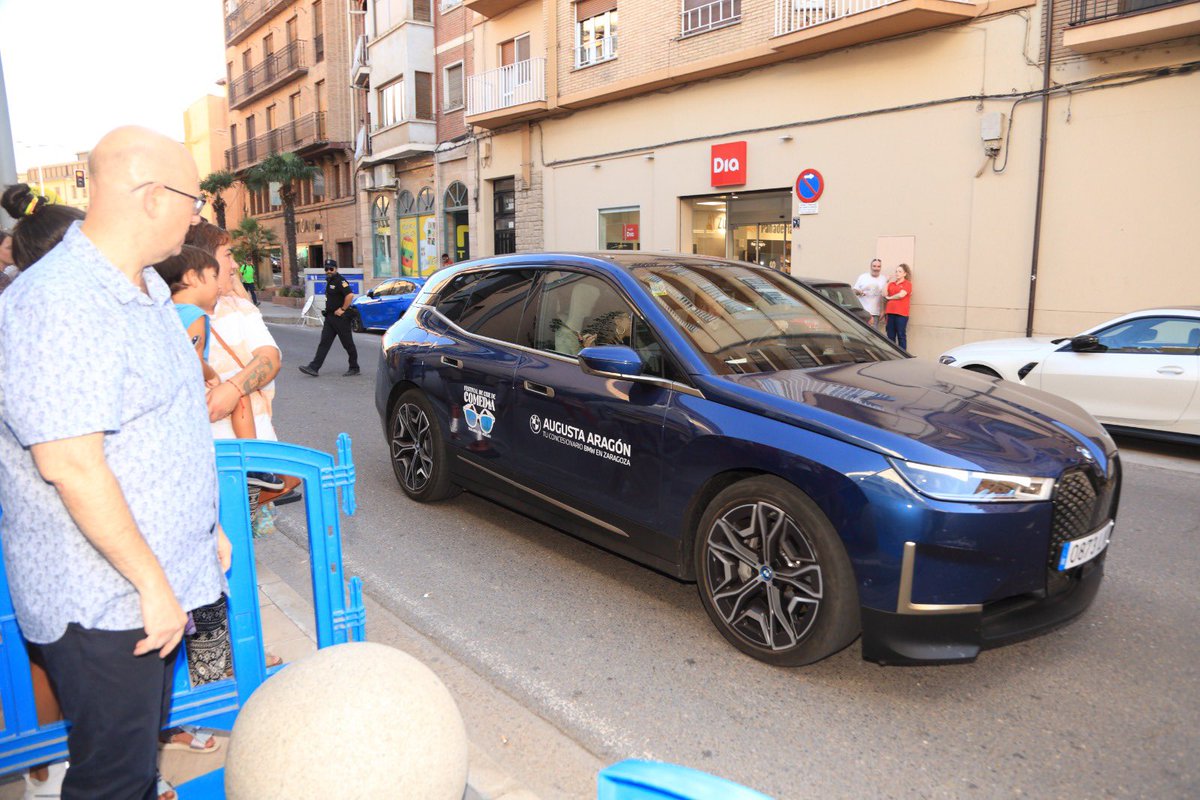 🚘 Desde el festival queremos agradecer a @BMWAugusta por seguir colaborando con nosotros un año más. Gracias a ellos, esta edición, nuestros invitados han podido disfrutar de los modelos 100% eléctricos BMW iX xDrive40 y BMW iX xDrive50. #tarazonacine2023 #20aniversario