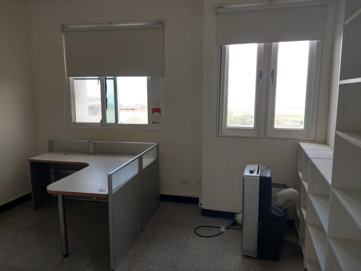 JenHauYang's tweet photo. Day 1 as a PI at NSYSU in Taiwan: 
I got an office with a gorgeous view!

@akaye : I'm available for invited talk https://t.co/aEjKNXKVDP